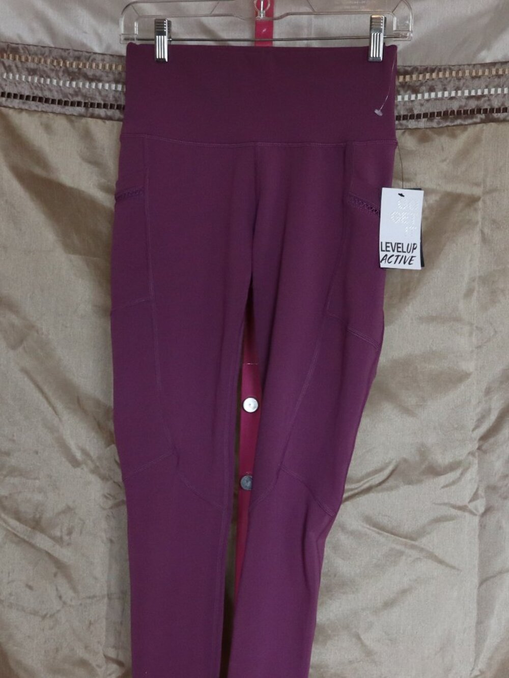 Level Up Ankle Length Leggings - Small NWTS - Purple (Dusty Berry) Plum POCKETS